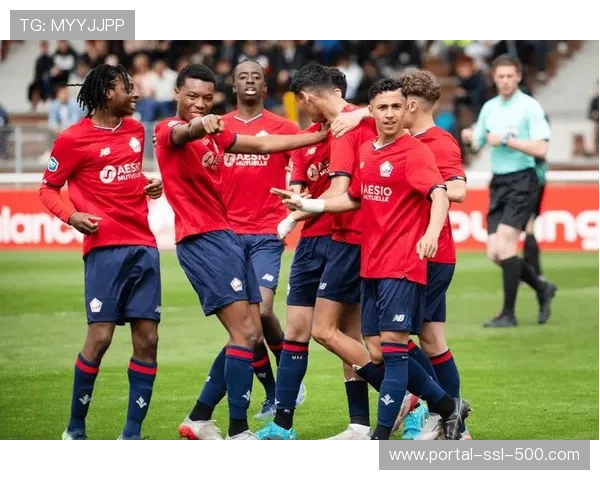 法甲本赛季呈现群雄缺陷特征,为朗斯逆袭创造时间窗口