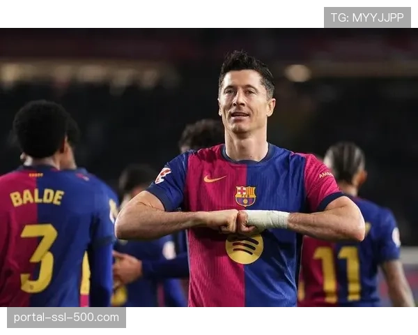 莱万绝杀进球助巴萨逆转,个人赛季进球达17粒